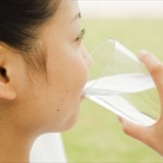 水素水は手軽で続けられる健康法！活性酸素の除去や美肌にも効果が期待できます。